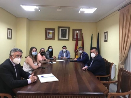 Visita de  Joaquín López-Sidro y Gustavo Rodríguez (JUNTA)