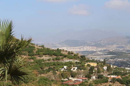 Vista parcial de Motril y su entorno (AYTO. MOTRIL) Vista parcial de Motril y su entorno (AYTO. MOTRIL)