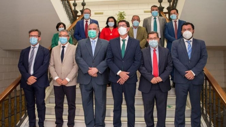 Foto de familia tras la reunión (JUNTA)