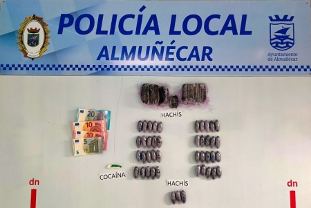 Droga incautada por la Policía de Almuñécar (AYTO. ALMUÑÉCAR) Droga incautada por la Policía de Almuñécar (AYTO. ALMUÑÉCAR)