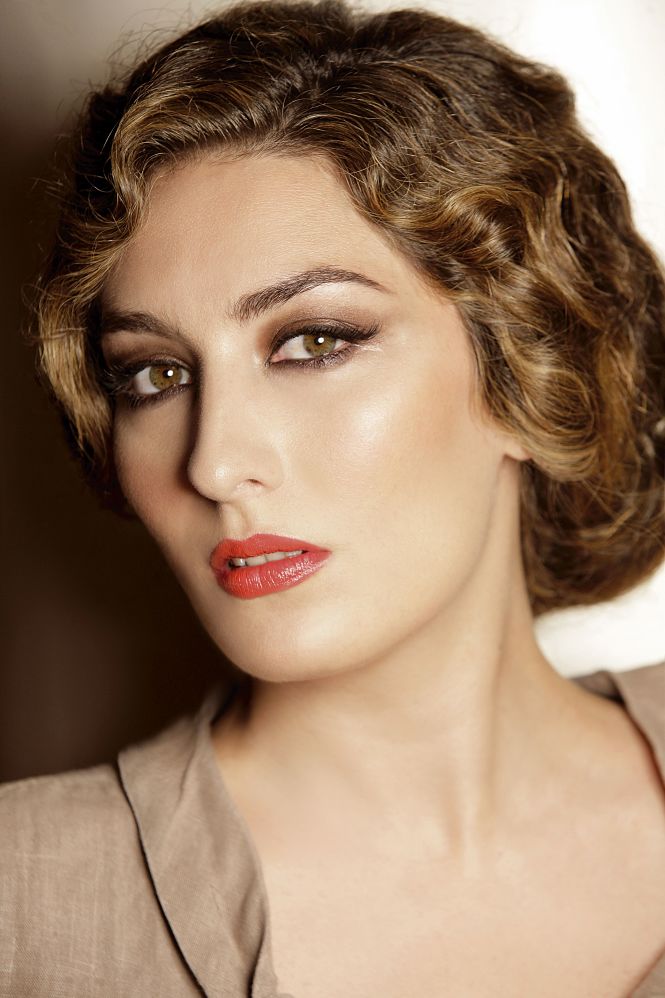 Estrella Morente (BERNARDO DORAL) 
