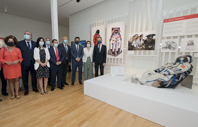 Traje de astronauta cedido por Pedro Duque (PARQUE DE LSA CIENCIAS)