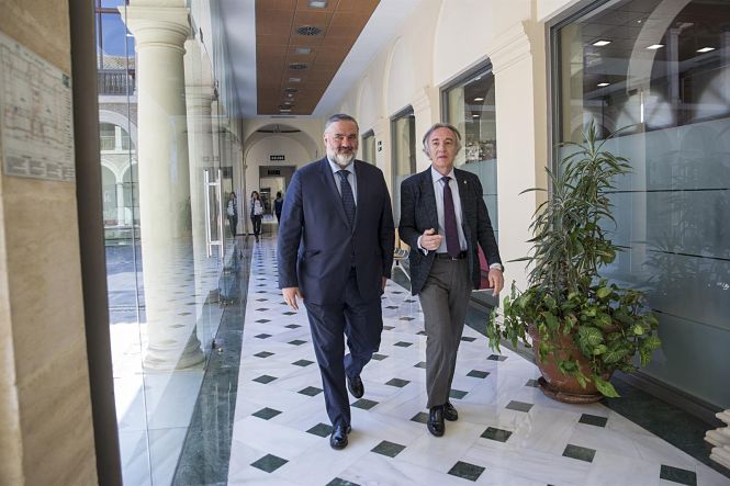 Los delegados del Gobierno y de Salud de la Junta, Pablo García e Indalecio Sánchez-Montesinos (JUNTA - ARCHIVO) 