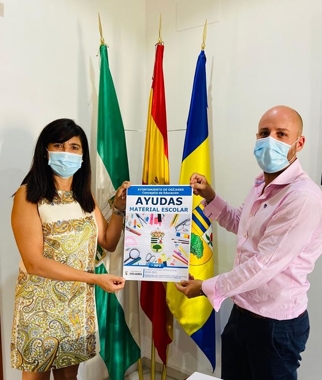 Pilar Caracuel, concejala de Educación junto a Estéfano Polo, alcalde de Ogíjares (AYTO. OGÍJARES) 