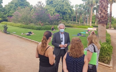 El concejal de Deportes, José Antonio Huertas, en un parque de Granada (AYTO. GRANADA) 