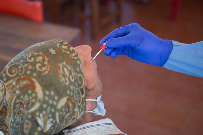 Imagen de archivo de una prueba PCR (GOBIERNO DE NAVARRA)