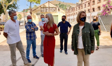 Imagen de la visita de Patricia del Pozo a la fábrica de azúcar de Motril (JUNTA) Imagen de la visita de Patricia del Pozo a la fábrica de azúcar de Motril (JUNTA)