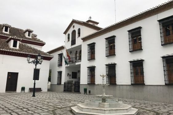 Fachada del Ayuntamiento de La Zubia (AYTO. LA ZUBIA)
