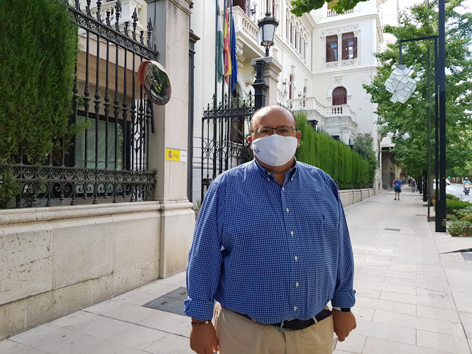 El senador del Partido Popular, José Robles (PP)