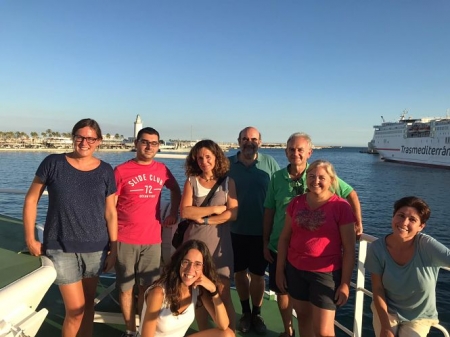 Los investigadores que han participado en la expedición a bordo del buque Ramón Margalef (UGR) 