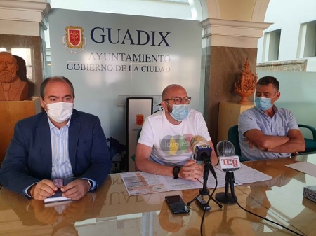 Presentación de la iniciativa Aire en el Ayutamiento de Guadix (AYTO. GUADIX)