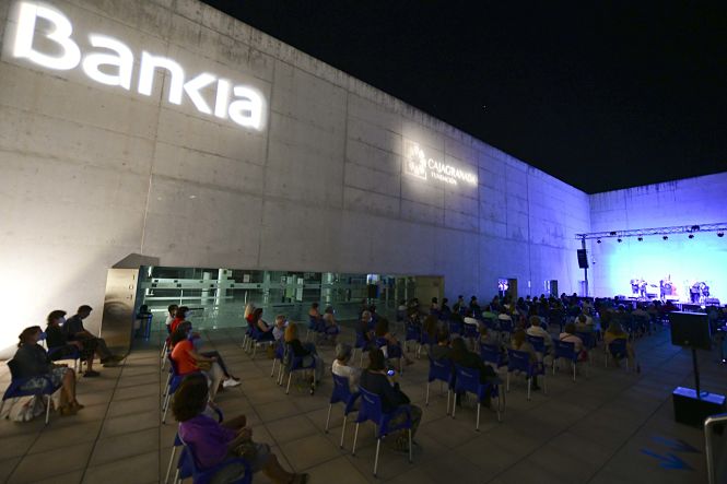 Concierto en la Plaza de las Culturas de este verano (CAJAGRANADA FUNDACIÓN)