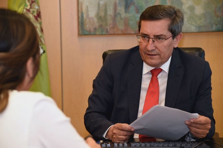 El Presidente de la Diputación de Granada, José Entrena (DIPUTACIÓN)