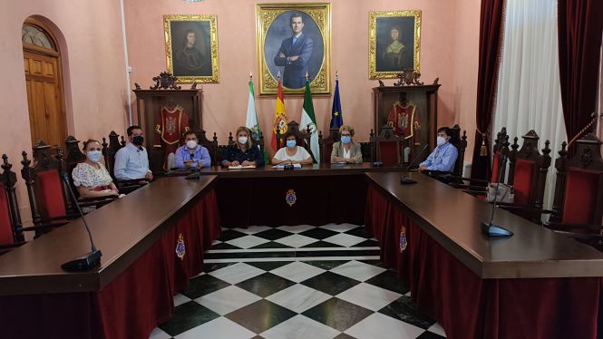 Encuentro de trabajo en Huéscar entre la alcaldesa y el grupo popular en la Diputación (PP)