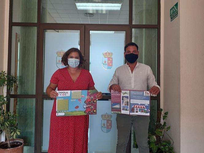 Presentación de los manteles desechables (AYTO. VEGAS DEL GENIL)