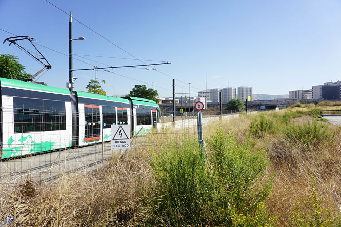 Lugar donde deberia de ir el paso ciclopeatonal (AYTO. ARMILLA)