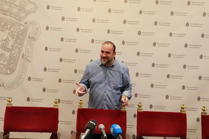El concejal de Podemos-IU en el Ayuntamiento de Granada, Francisco Puentedura (PODEMOS-IU)