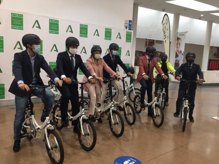 Servicio de préstamo de bicicletas (JUNTA) Servicio de préstamo de bicicletas (JUNTA)