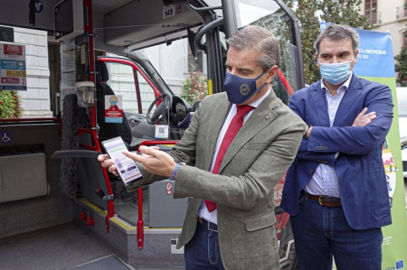 César Díaz ha presentado la nueva aplicación (JAVIER ALGARRA / AYUNTAMIENTO)