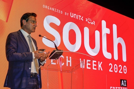 Luis Salvador durante la inauguración de South Week (JAVIER ALGARRA / AYUNTAMIENTO)