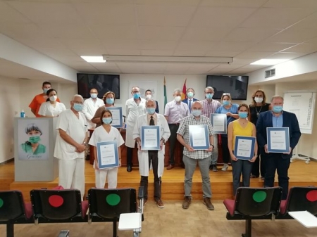 Imagen de la entrega de los certificados (JUNTA) Imagen de la entrega de los certificados (JUNTA)