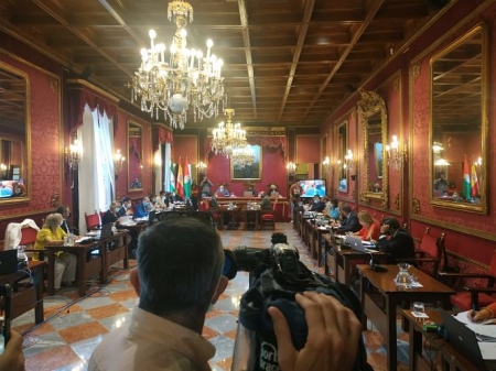 Imagen de un Pleno del Ayuntamiento de Granada (PODEMOS - IU)
