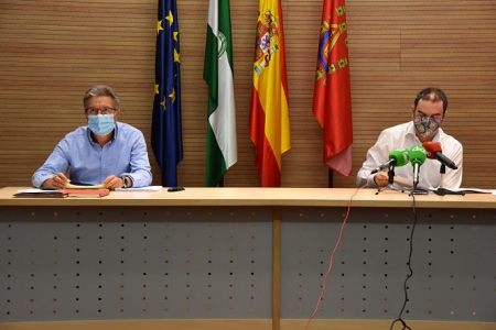 Manuel Gavilán y Alfredo Alles en rueda de prensa (AYTO. BAZA)