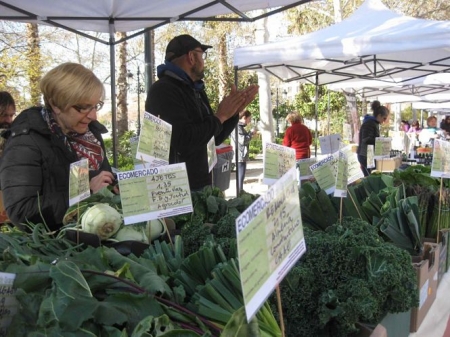 Imagen del Ecomercado (UGR)