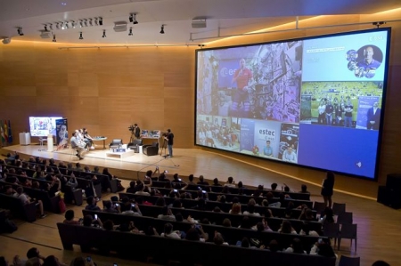 Conexión en directo con la Estación Espacial Internacional para hablar con el astronauta Luca Parmitano celebrada el 15 de octubre de 2019 (PARQUE DE LAS CIENCIAS)