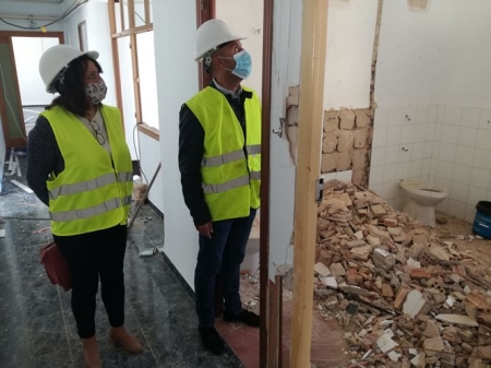 Imagen de la visita a las obras (AYTO. OTURA)