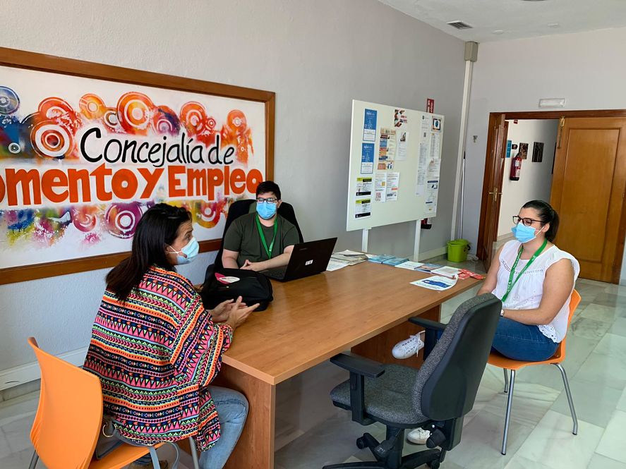 Nuevos administrattivos contratados del programa AIRE (AYTO. ALMUÑÉCAR)