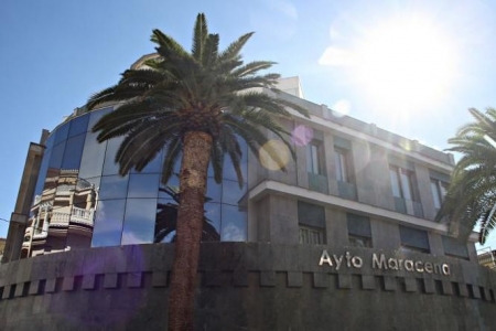 Fachada del Ayuntamiento de Maracena (PUEBLOS DE ESPAÑA)