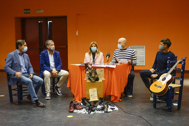 Presentación de las actividades flamencas en la zona norte (JAVIER ALGARRA / AYUNTAMIENTO)