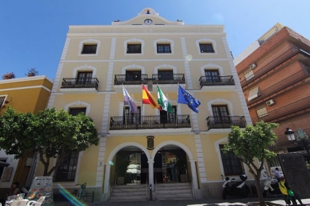 Fachada del Ayuntamiento de Almuñécar (AYTO. ALMUÑECAR) 