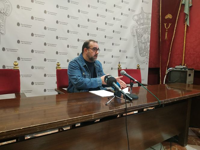 El Concejal de Podemos-IU en el Ayuntamiento de Granada, Francisco Puentedura (PODEMOS-IU)