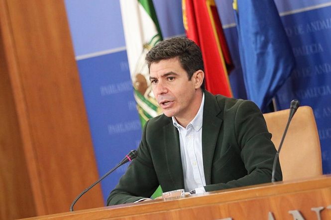 El portavoz parlamentario de Ciudadanos (Cs) en Andalucía, Sergio Romero, en rueda de prensa (CIUDADANOS) 