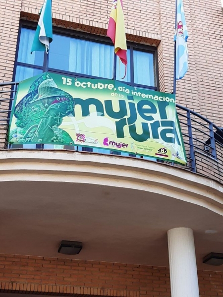 Pancarta en el Ayuntamiento de Vegas del Genil (AYTO. VEGAS DEL GENIL) 