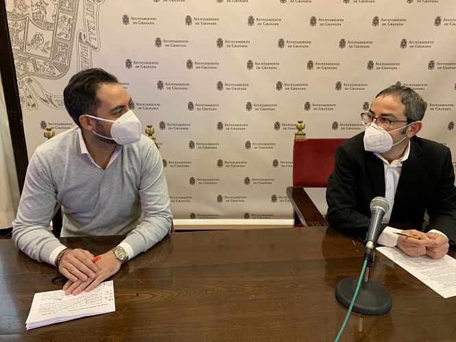 Miguel Ángel Fernández Madrid y Eduardo Castillo en rueda de prensa (PSOE)