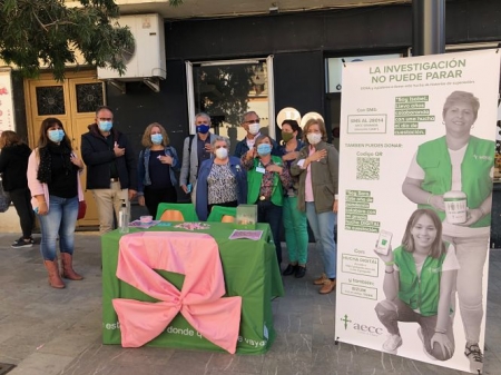 Stand en Órgiva para recaudar fontos para la investigación contra el cáncer (AYTO. ÓRGIVA) Stand en Órgiva para recaudar fontos para la investigación contra el cáncer (AYTO. ÓRGIVA)