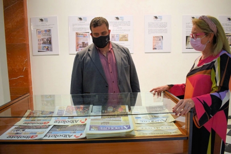 Uno de los stand de la exposición (AYTO. ALBOLOTE)