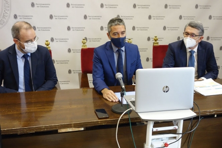 Presentación del curso sobre destino turístico inteligente (JAVIER ALGARRA / AYUNTAMIENTO)