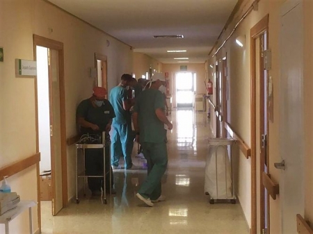 Pasillo del antiguo Clínico de Granada (JUNTA) Pasillo del antiguo Clínico de Granada (JUNTA)