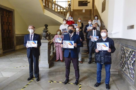 El Delegadod e Salud ha presentado el calendario Borderline (JAVIER ALGARRA / AYUNTAMIENTO)