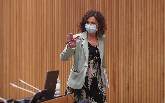 La ministra de Hacienda y Función Pública, María Jesús Montero, ofrece una rueda de prensa tras la entrega del Proyecto de Presupuestos Generales del Estado 2021 (EUROPA PRESS/E. PARRA)