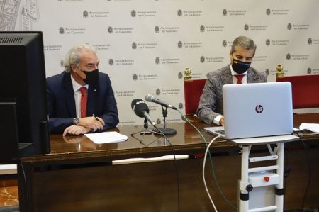 José Antonio Huertas y César Díaz en rueda de prensa (JAVIER ALGARRA / AYUNTAMIENTO)
