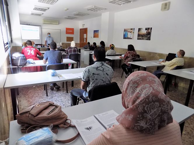 Imagen del curso de limpieza (CÁRITAS)