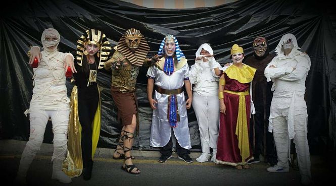 Celebración de Halloween (IU)