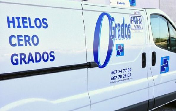 Furgoneta de reparto de Hielos cero grados (HIELOS CERO GRADOS)
