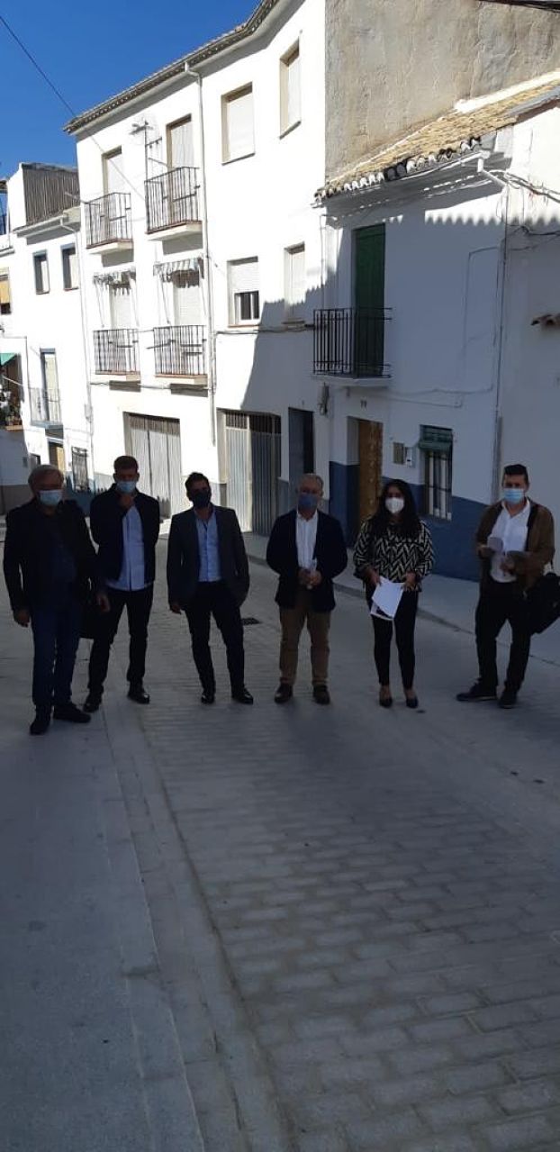 Imagen de la visita a Montefrio (DIPUTACIÓN)