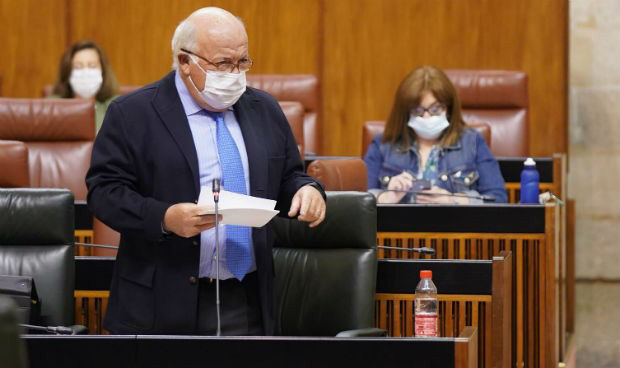 El consejero de Salud y Familias, Jesús Aguirre (JUNTA)